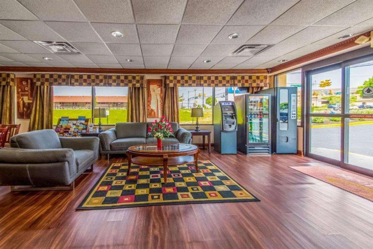 Econo Lodge Mount Laurel Luaran gambar