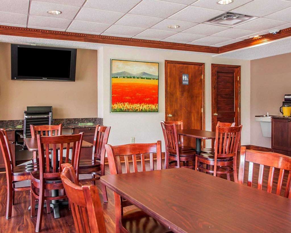 Econo Lodge Mount Laurel Restoran gambar