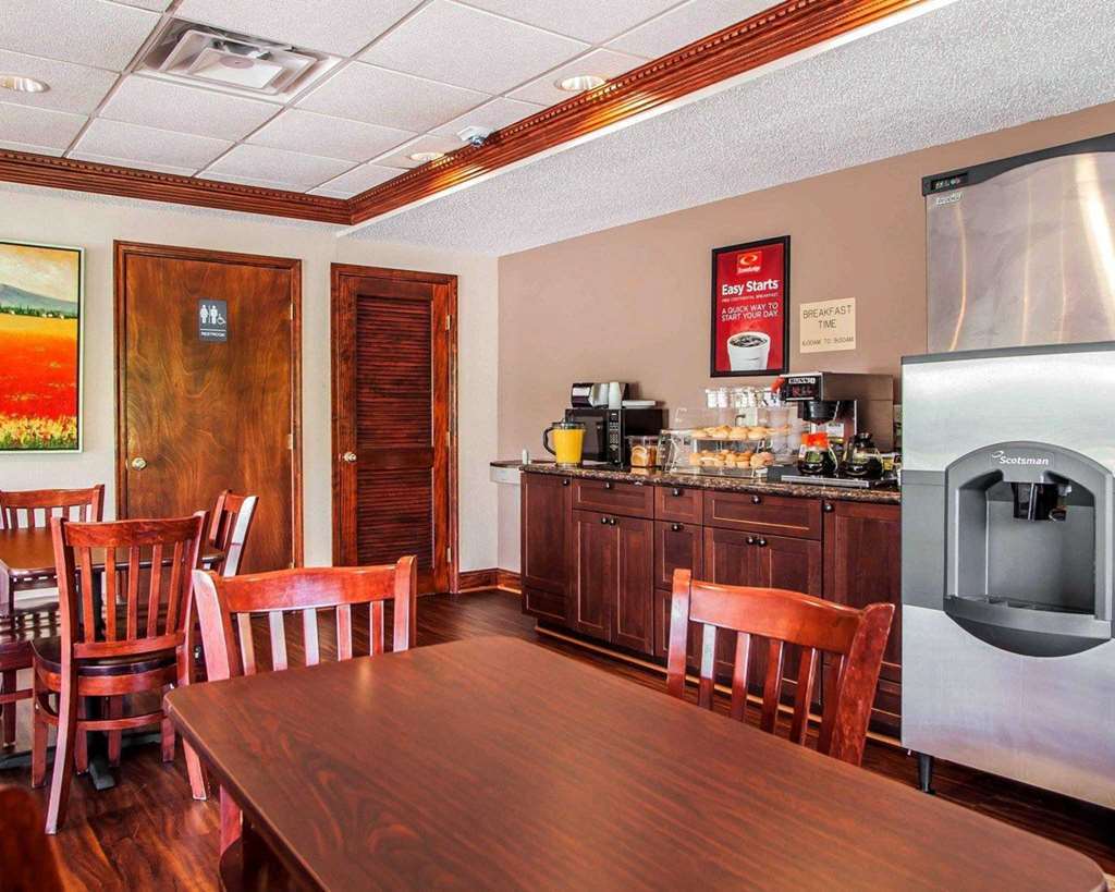 Econo Lodge Mount Laurel Restoran gambar