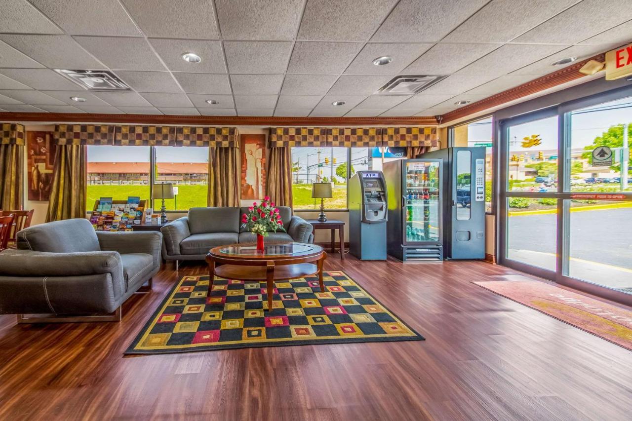 Econo Lodge Mount Laurel Luaran gambar